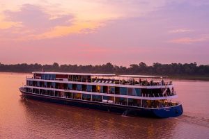 Tour du thuyền RV Indochine Việt Nam – Campuchia 9 Ngày 8 Đêm