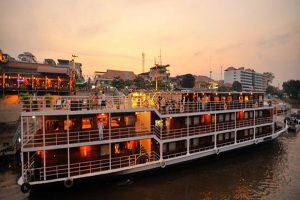 Tour thuyền RV Indochine – 17 Ngày