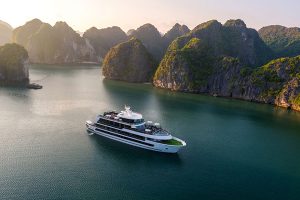 Tour Du Thuyền Stellar of the Seas Vịnh Hạ Long – Vịnh Lan Hạ – 2 Ngày/1 Đêm