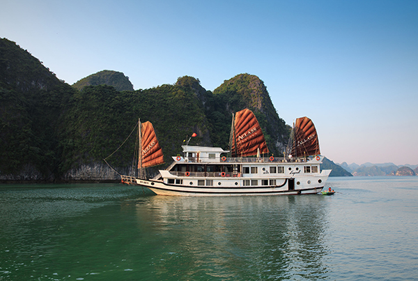 Tour Du Thuyền Aclass Legend – 2 Ngày/1 Đêm