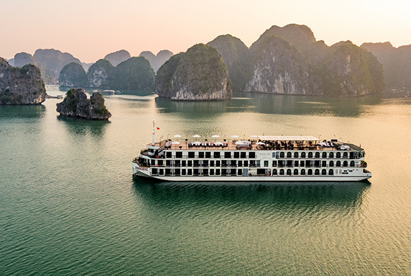 Tour Indochine Cruise Lanha Bay – 2 Days/1 Night